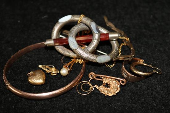 9ct gold bangle, broken watch strap, and 9 other items including Scottish silver and hardstone brooch